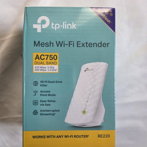 TP-Link White Mesh Wi-Fi Extender AC750 Dual Band - Picture 1 of 9